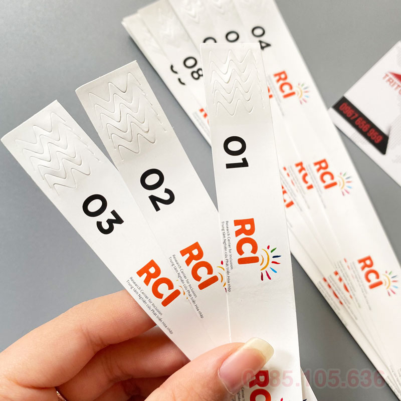 vòng giấy đeo tay đánh số nhảy